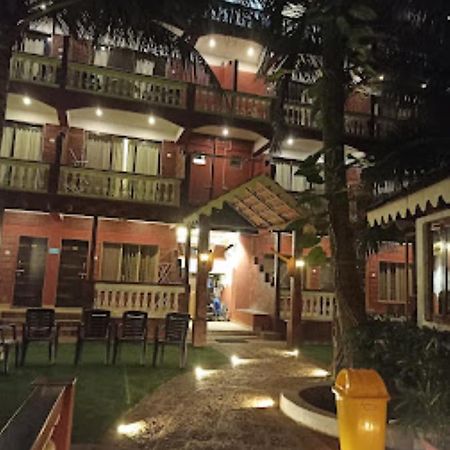 Blue Sea Beach Resort Mālvan Екстериор снимка