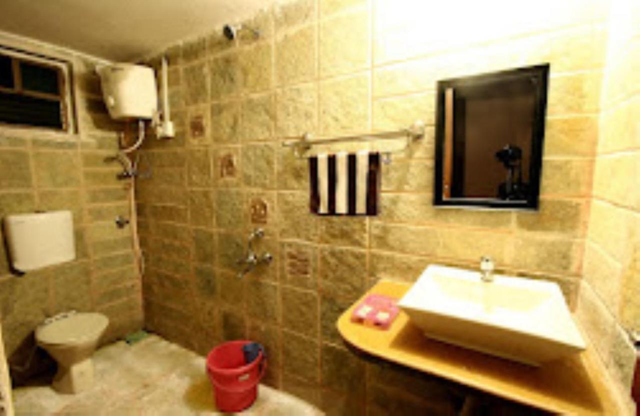 Blue Sea Beach Resort Mālvan Екстериор снимка