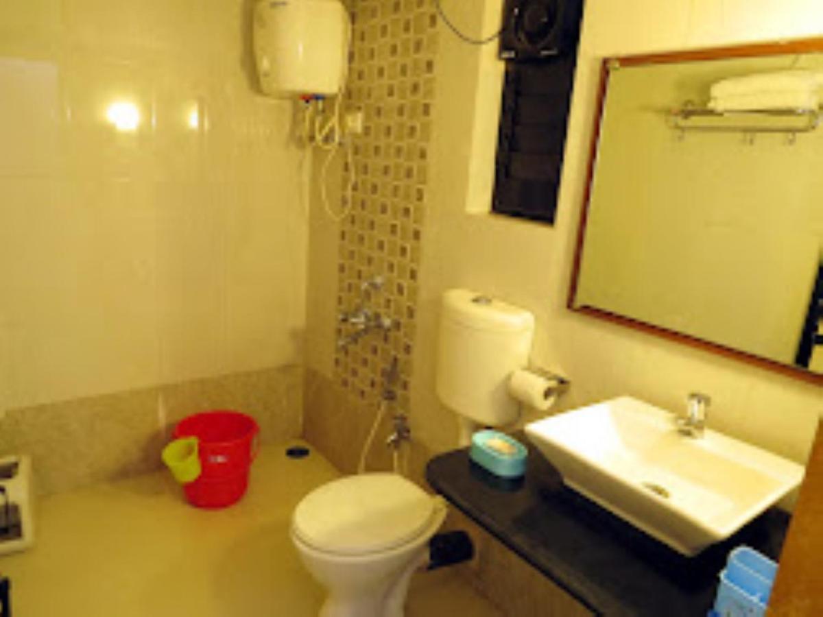 Blue Sea Beach Resort Mālvan Екстериор снимка