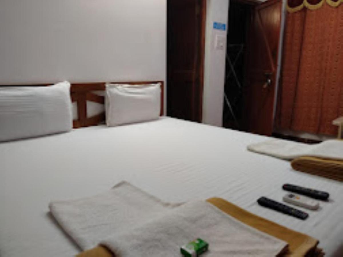 Blue Sea Beach Resort Mālvan Екстериор снимка